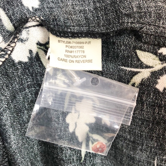 Lovestictch Maxi Dress Black 3/4 Sleeve Small - Picture 7 of 7